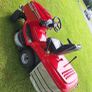 Ride on lawn mower Image 3