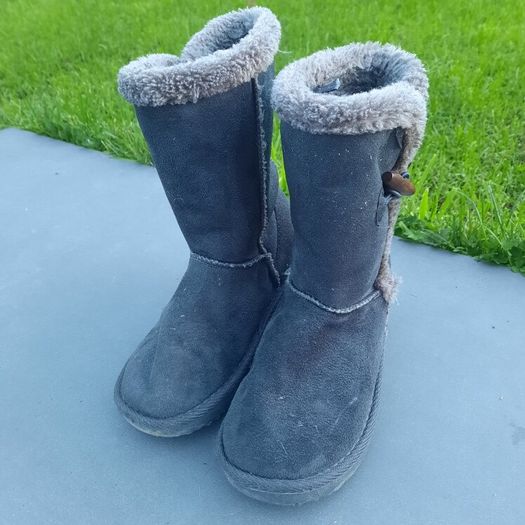 Grey boots girls size 1UK