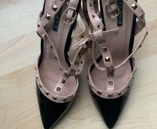 High Heel Shoes size 6