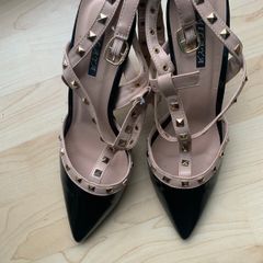 High Heel Shoes size 6