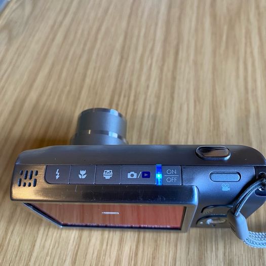 HP Photosmart R927 Battery + 128GB SD card