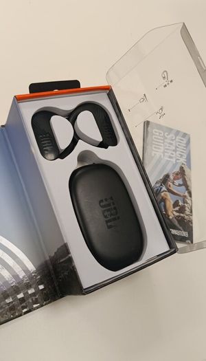 JBL Endurance Peak II True Wireless Headphones - Excellent Condition