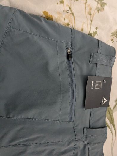 McKinley Cameron III Mens Bermuda Shorts Size Medium