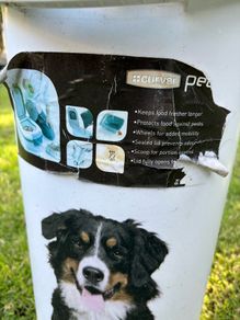 dog food container