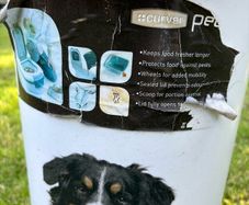 dog food container