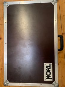 Thon flight case Pedal Board