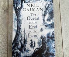 The Ocean at the End of the Lane, Neil Gaiman, Illustrated Edition (Elise Hurst)