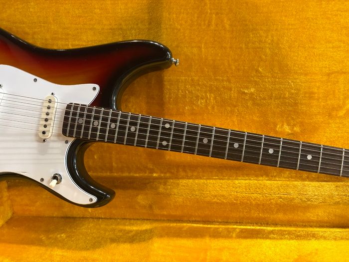Guyatone LG-23 Sunburst 1970's