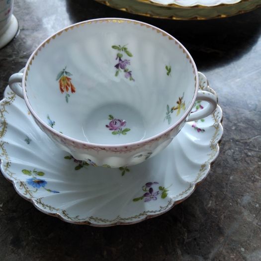 Antique Cups Hermann Ohme Porcelain Cups And Saucers