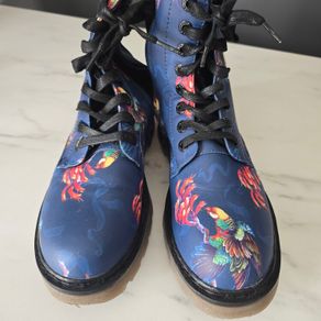 Heavenly feet boots