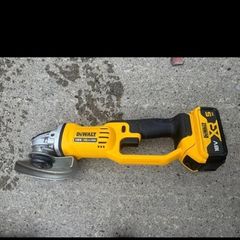 DeWalt DCG412 18V XR grinder