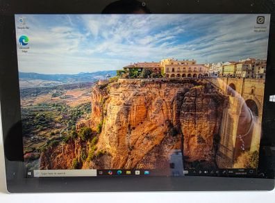 Microsoft Surface 3 | 4GB RAM | 64GB Storage | Tested Working