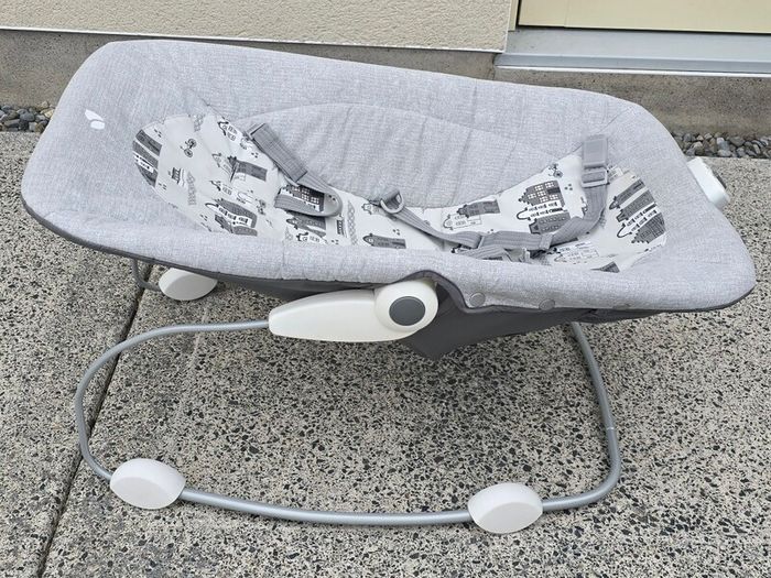 joie bouncer with vibration setting