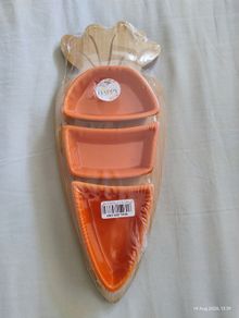 Decorative serving dishes