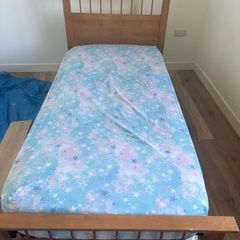 Single Bed Frame - Solid wood