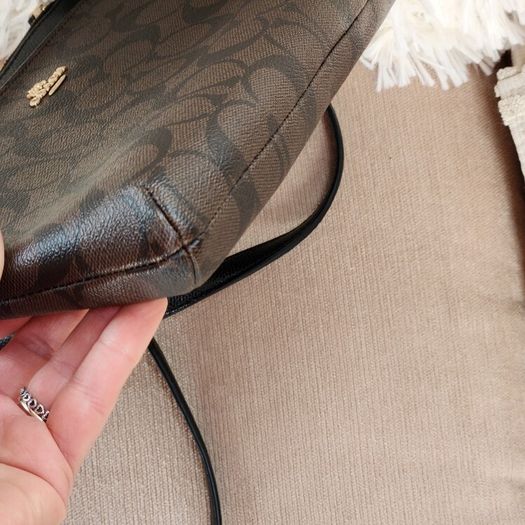 Coach handbag authentic
