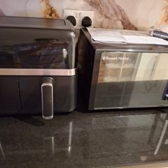microwave (air fryer sold)