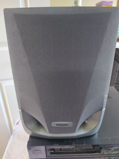 Mitsubishi Music Centre, Model DA-60R, Radio, CD, Tape, Phono, Aux, 2 Philips speakers included, in good condition for its age