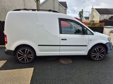 Volkswagen Caddy 2014