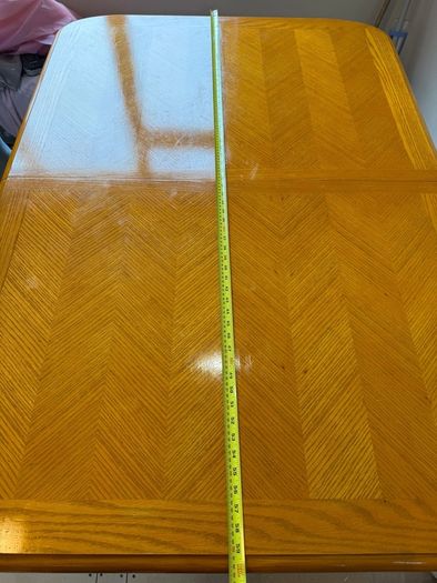 Wooden extendable dining table