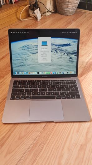 MacBook air like new.16gb 512gb ssd