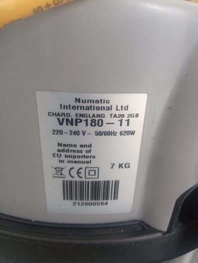 vacuum cleaner
