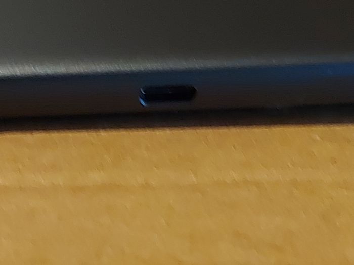 Samsung Galaxy Tab S5e. SM-T720, Crack on screen, Not powering on, for parts or repair