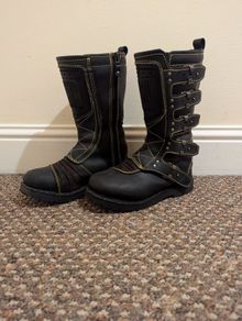 Women's Icon Elsinore motorcycle boots