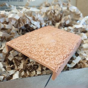 Ceramic shelter brick 8.5x7x1.5cm