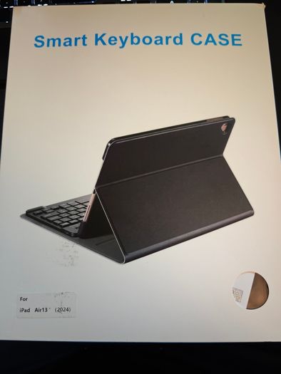 IPAD AIR 13 2024 Smart Keyboard Case - Brand New