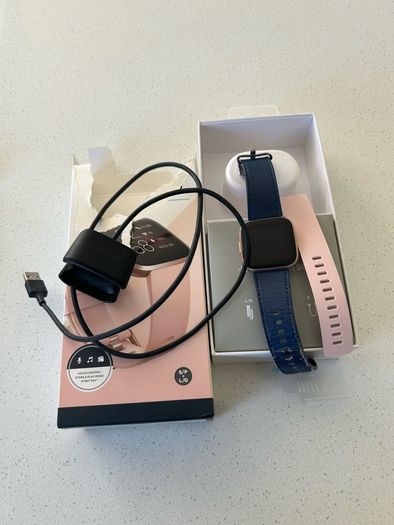Fitbit Versa 2