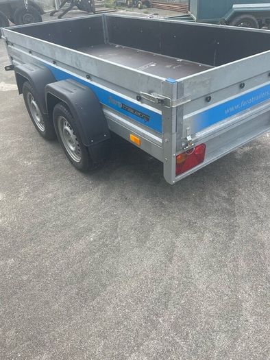 Car trailer