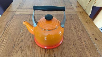 Le Crueset kettle