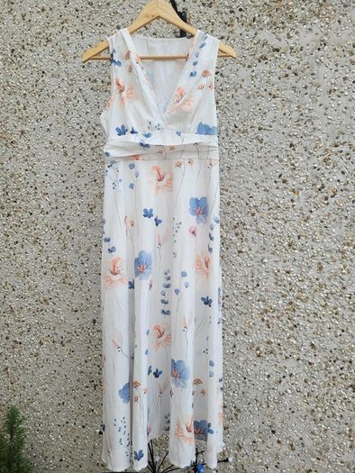 Bundle of women clothes size 12(40)