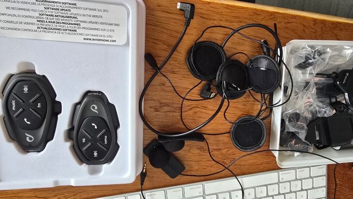 Interphone Tour Dual Pack