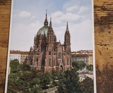 Vintage Postcard Church Maria vom Siege, Vienna, Austria - free standard postage