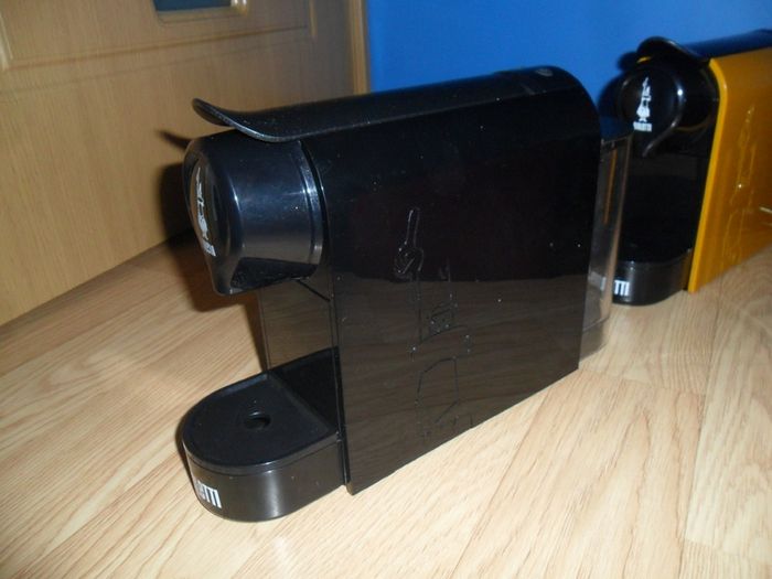 Bialetti CF90 Capsule Express Coffee Machine