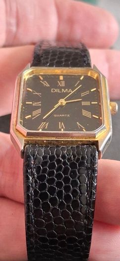 80s Quartz Watch Unisex