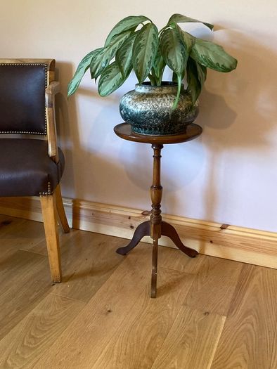 plant stand