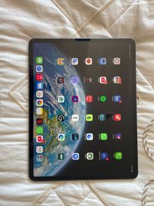 iPad Pro (2022) 12.9"