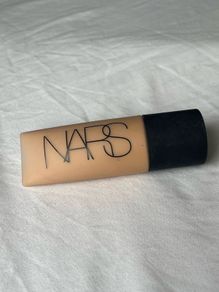 NARS Soft Matte Complete Foundation 45ml Barcelona Medium 4