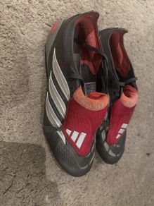 Adidias Predator Boots
