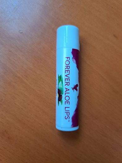 Skincare, beauty, health, aloe vera, forever, forever living, lip balm