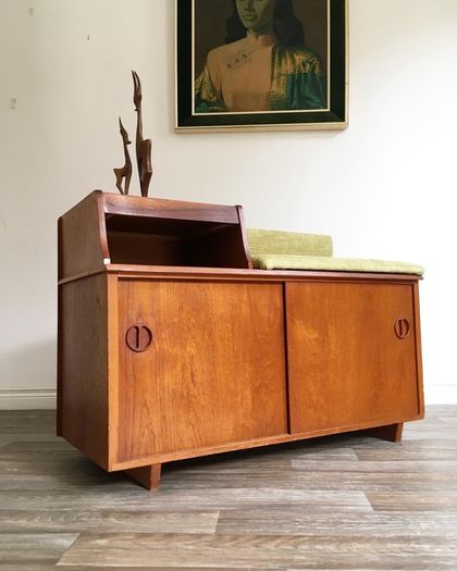 Vintage Retro Mid Century Teak Hall Bench/Record Cabinet/Stotage