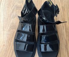 Dr. Marten Sandals