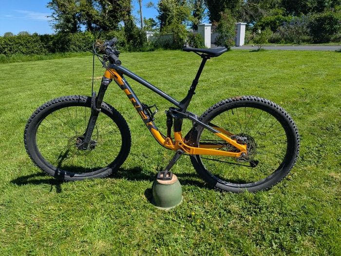 Trek Full Susp MTB 2023
