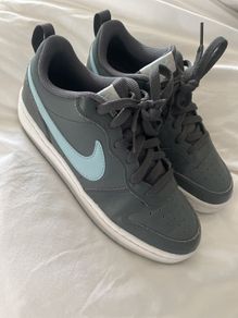 Nike runners size 6
