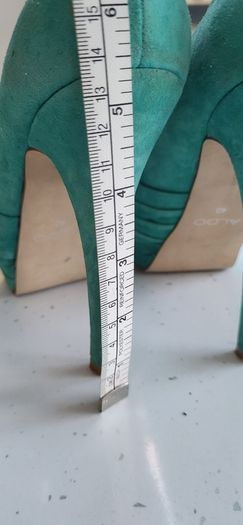 ALDO suede aqua peep toe heels Sz 40 (Fit 7UK)