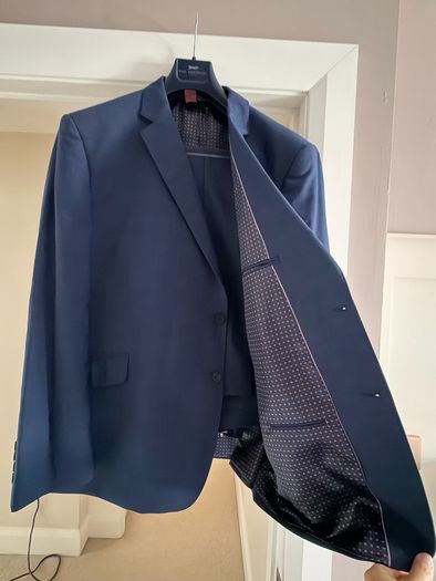 Men's Suit