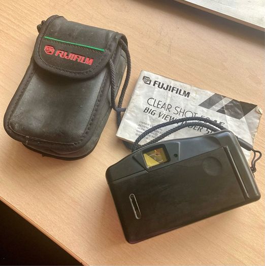 Retro Fujifilm Big View-Finder Auto 10 35mm camera